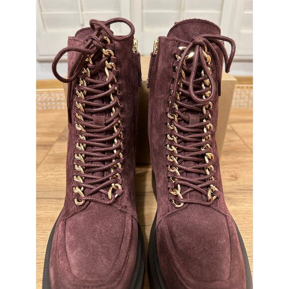 Sam Edelman Lovrin Bootie Spiced Pecan Size 5.5 NWOT Gold Details Dark Burgundy - Picture 5 of 13